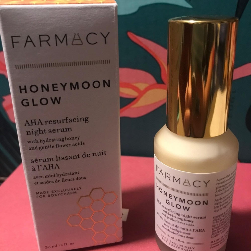 Farmacy honeymoon glow AHA resurfacing night serum